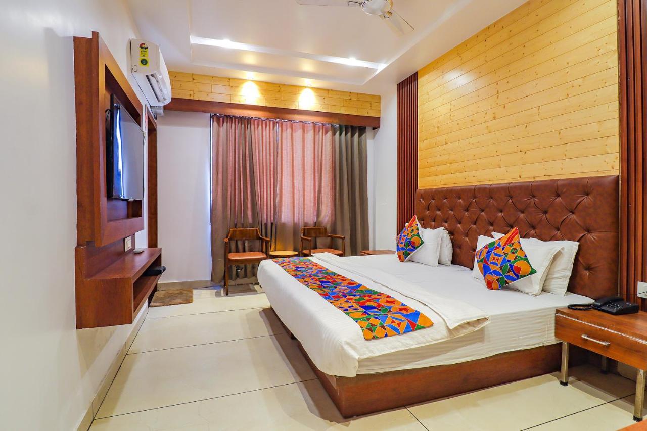 Fabhotel Grand Arya Patna  Buitenkant foto