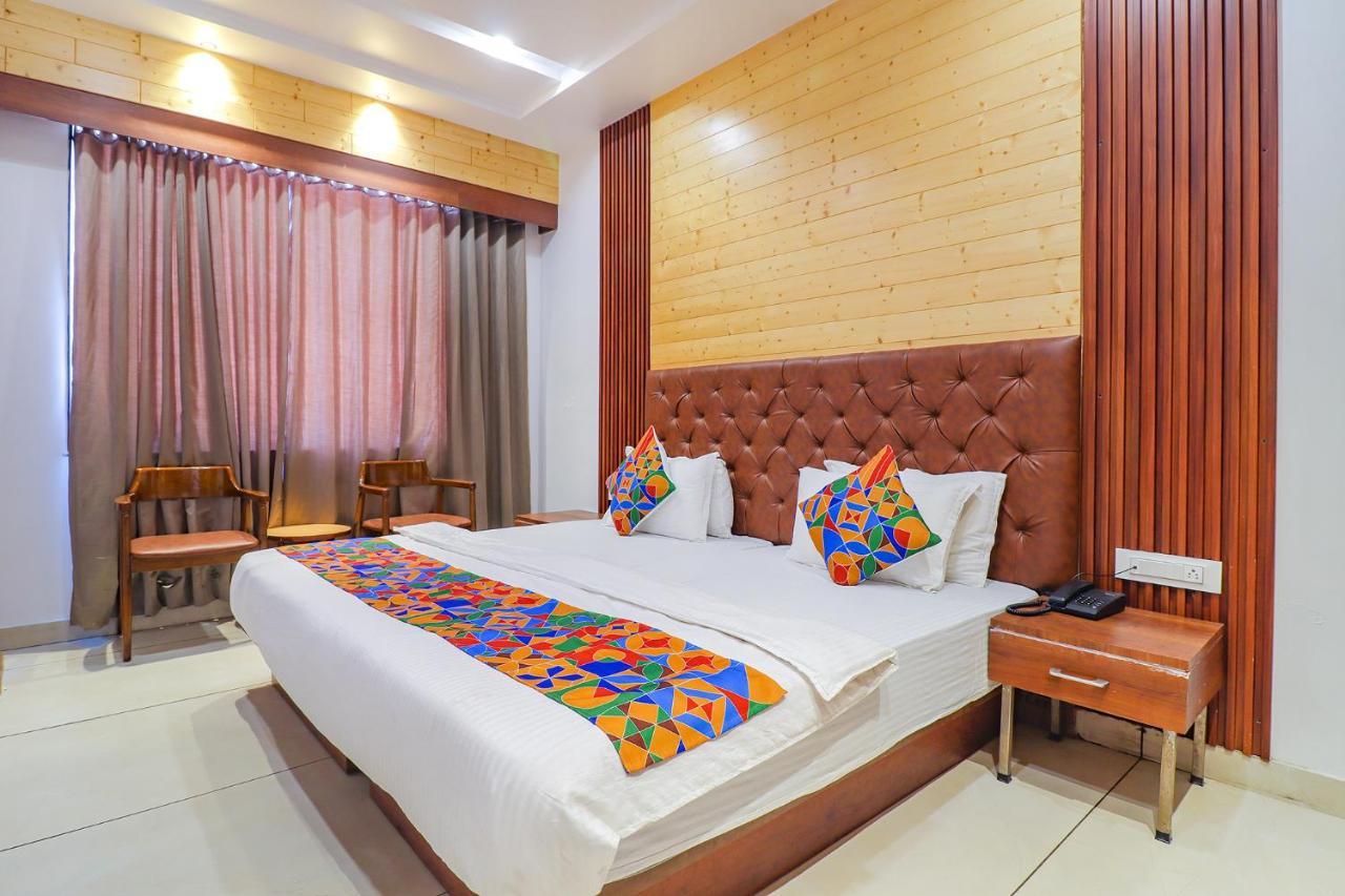 Fabhotel Grand Arya Patna  Buitenkant foto